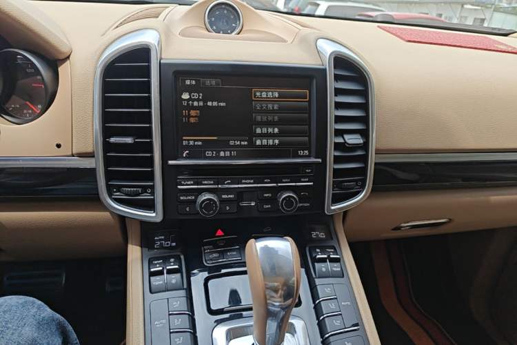 Used Porsche Cayenne 2015 Cayenne 3.0T Audio And AC Panel