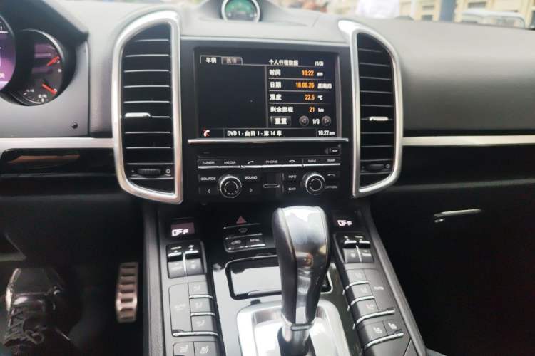 Used Porsche Cayenne 2015 Cayenne 3.0T Audio And AC Panel
