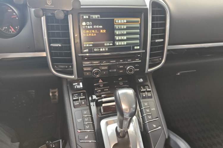 Used Porsche Cayenne 2015 Cayenne 3.0T Audio And AC Panel