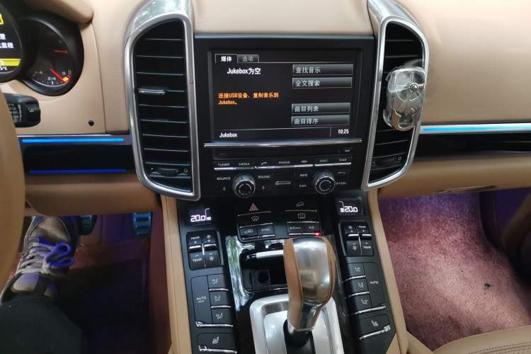 Used Porsche Cayenne 2015 Cayenne 3.0T Audio And AC Panel
