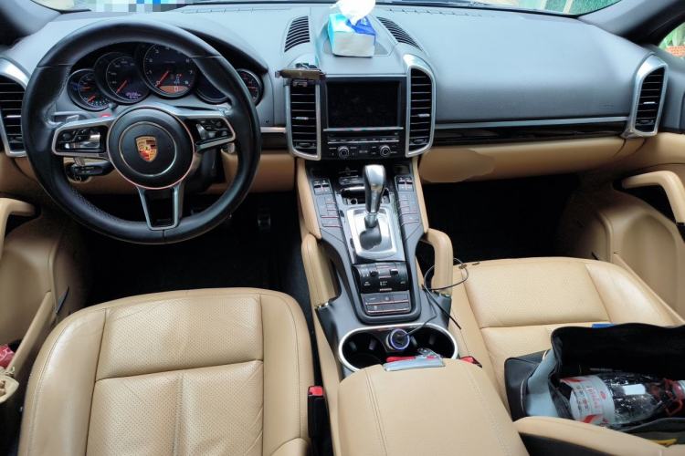 Used Porsche Cayenne 2015 Cayenne 3.0T Center Console