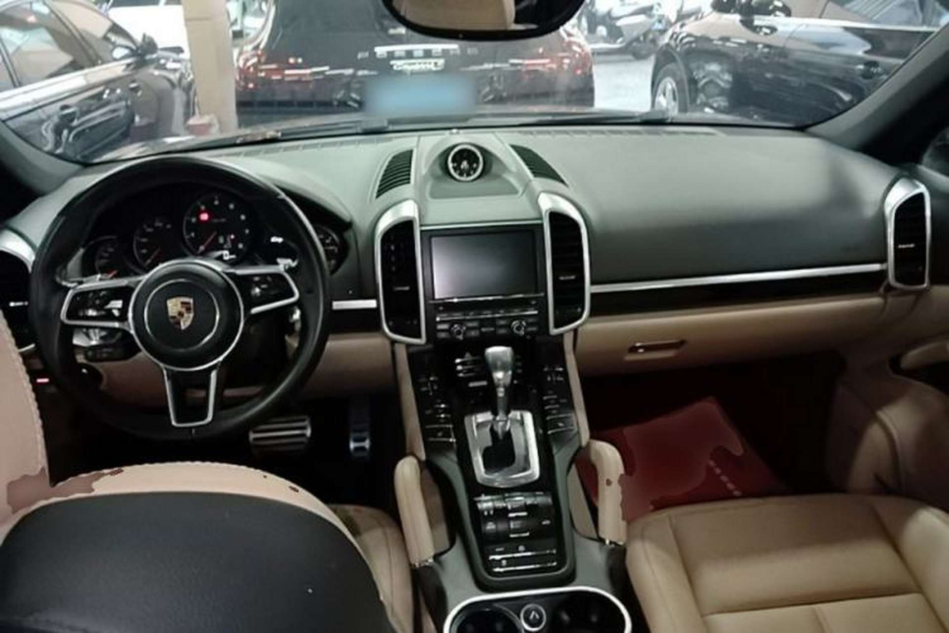 Used Porsche Cayenne 2015 Cayenne 3.0T Center Console