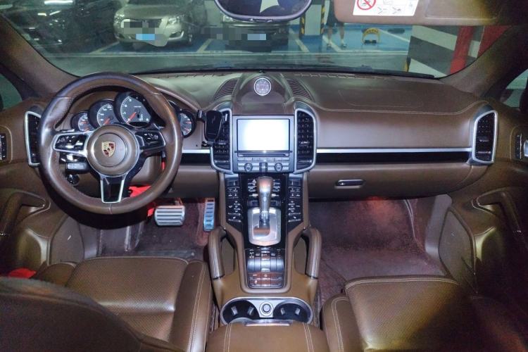 Used Porsche Cayenne 2015 Cayenne 3.0T Center Console