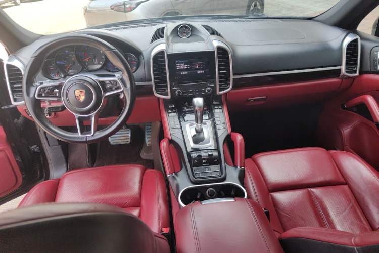 Used Porsche Cayenne 2015 Cayenne 3.0T Center Console