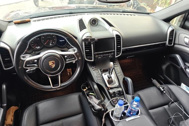 Used Porsche Cayenne 2015 Cayenne 3.0T Center Console