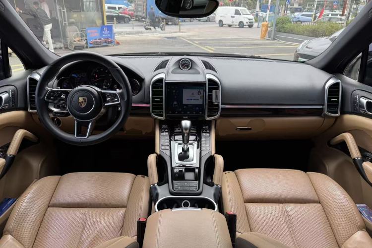 Used Porsche Cayenne 2015 3.6L automatic transmission U.S. specification Center Console