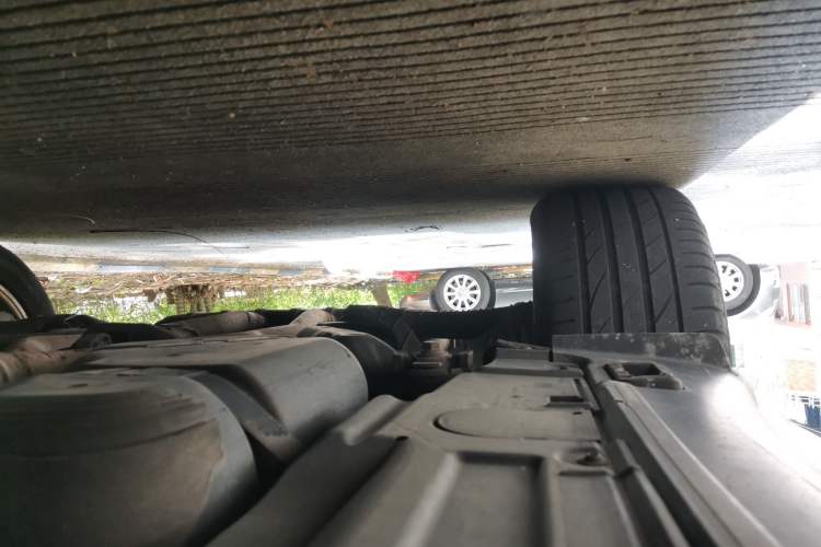 Used Porsche Cayenne 2015 Cayenne 3.0T Chassis Rear Right