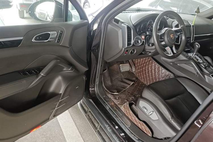 Used Porsche Cayenne 2015 Cayenne 3.0T Driver Seat