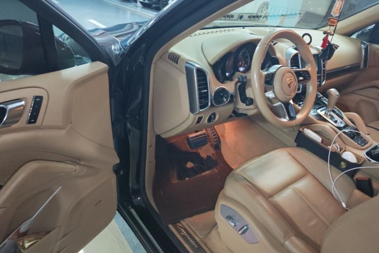 Used Porsche Cayenne 2015 Cayenne 3.0T Driver Seat
