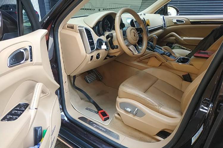 Used Porsche Cayenne 2015 Cayenne 3.0T Driver Seat