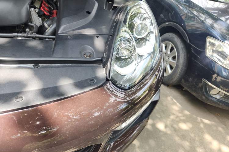 Used Porsche Cayenne 2015 Cayenne 3.0T Engine Bay Left