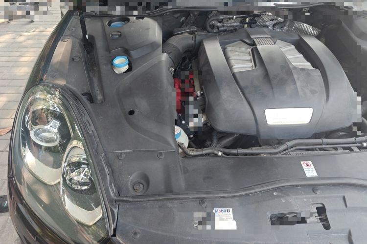 Used Porsche Cayenne 2015 Cayenne 3.0T Engine Bay Right