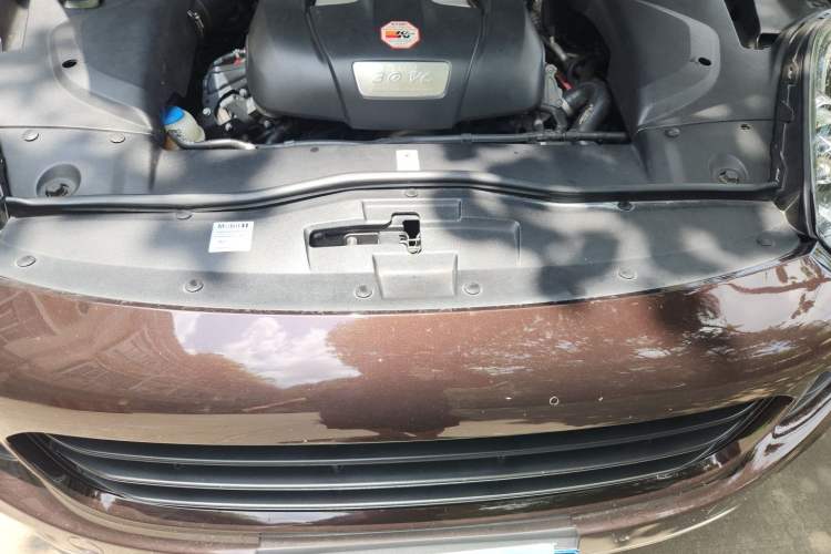 Used Porsche Cayenne 2015 Cayenne 3.0T Engine Bay