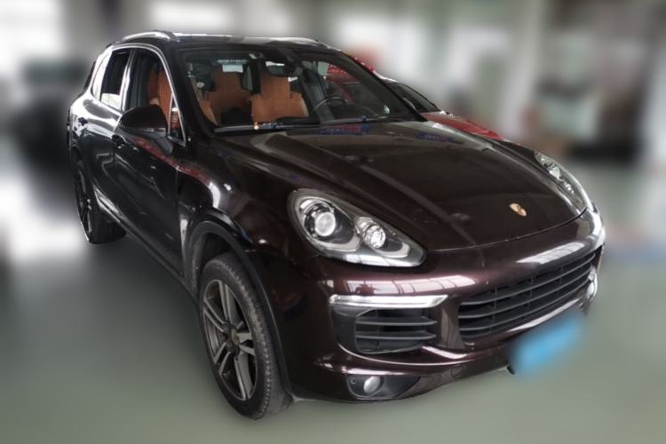 Used Porsche Cayenne 2015 Cayenne 3.0T Front Right 45 Deg
