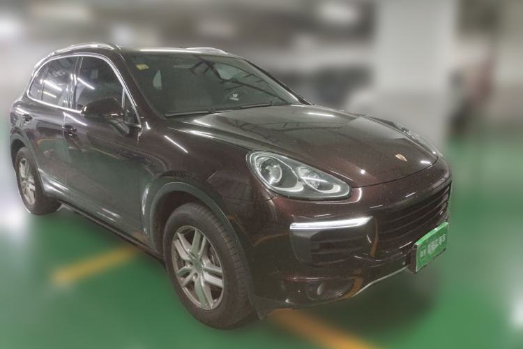 Used Porsche Cayenne 2015 Cayenne 3.0T Front Right 45 Deg