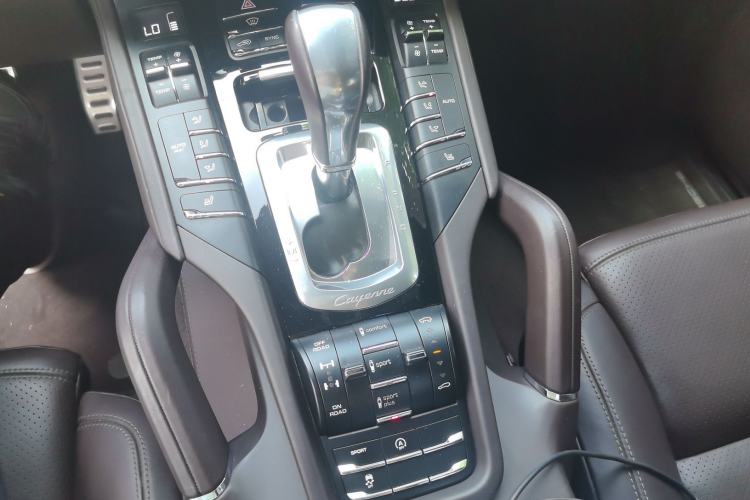 Used Porsche Cayenne 2015 Cayenne 3.0T Gear Lever