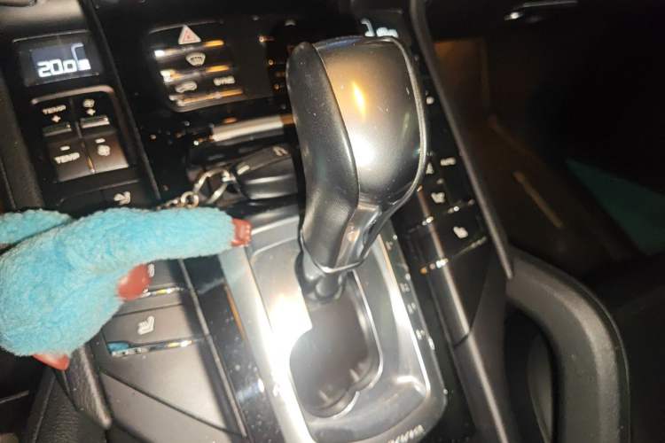 Used Porsche Cayenne 2015 Cayenne 3.0T Gear Lever