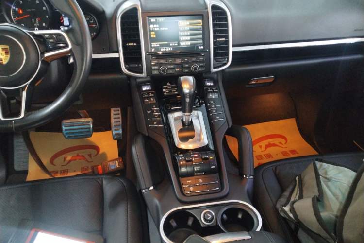 Used Porsche Cayenne 2015 Cayenne 3.0T Gear Lever