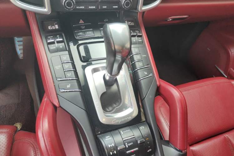 Used Porsche Cayenne 2015 Cayenne 3.0T Gear Lever