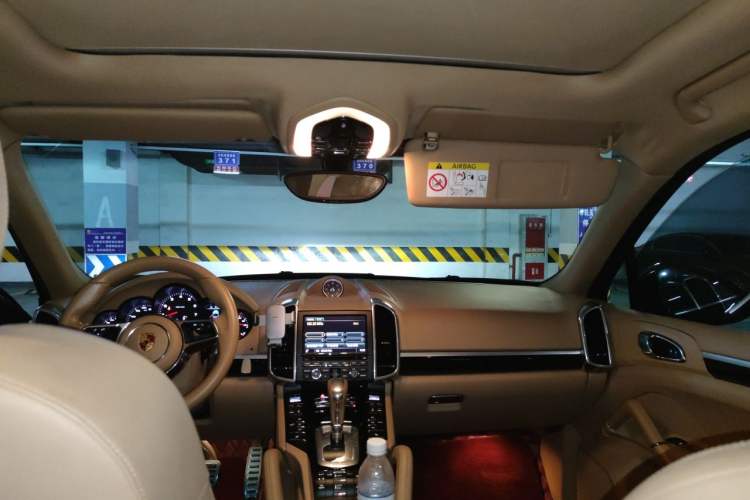 Used Porsche Cayenne 2015 Cayenne 3.0T Headliner