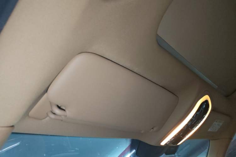 Used Porsche Cayenne 2015 Cayenne 3.0T Headliner