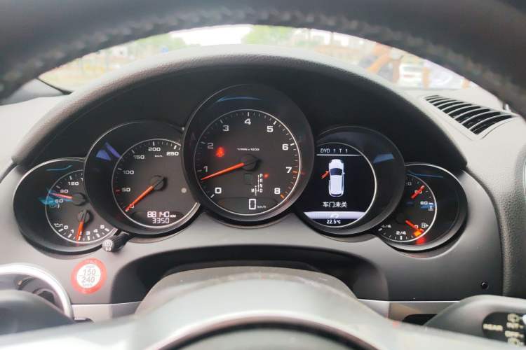 Used Porsche Cayenne 2015 Cayenne 3.0T Instrument Cluster