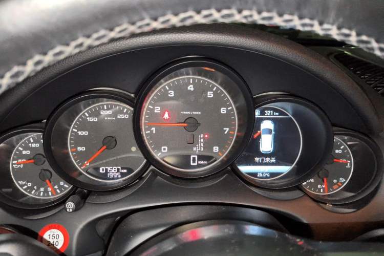Used Porsche Cayenne 2015 Cayenne 3.0T Instrument Cluster