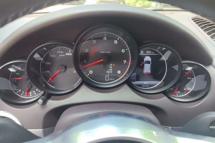 Used Porsche Cayenne 2015 Cayenne 3.0T Instrument Cluster