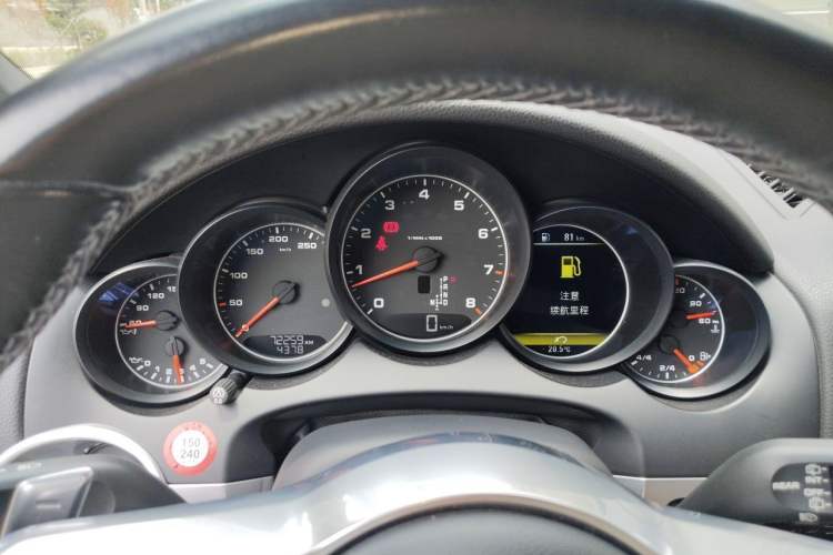 Used Porsche Cayenne 2015 Cayenne 3.0T Instrument Cluster