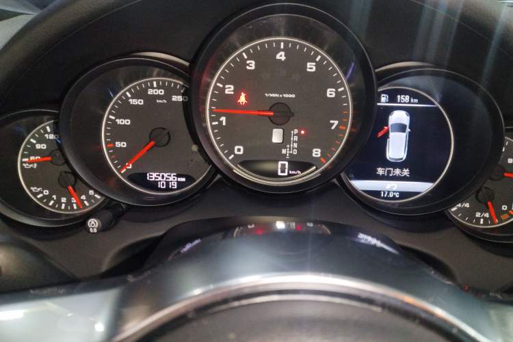 Used Porsche Cayenne 2015 Cayenne 3.0T Instrument Cluster