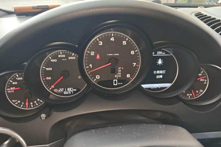 Used Porsche Cayenne 2015 Cayenne 3.0T Instrument Cluster