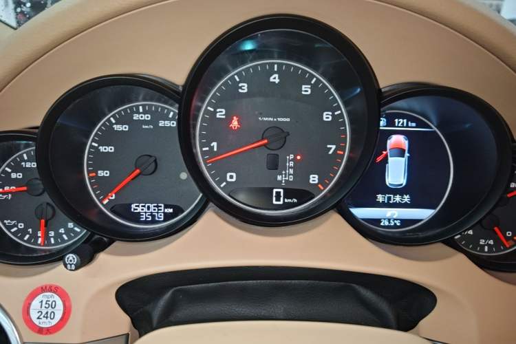 Used Porsche Cayenne 2015 Cayenne 3.0T Instrument Cluster