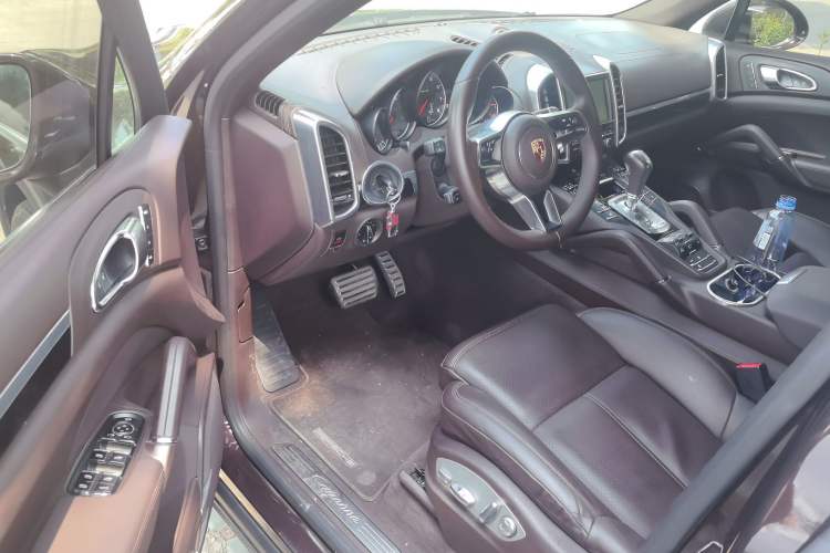 Used Porsche Cayenne 2015 Cayenne 3.0T Interior 3