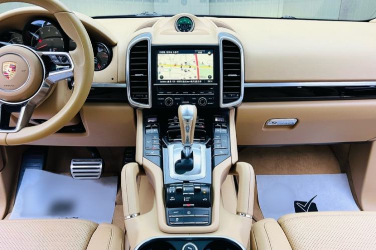 Used Porsche Cayenne 2015 Cayenne 3.0T Interior 3