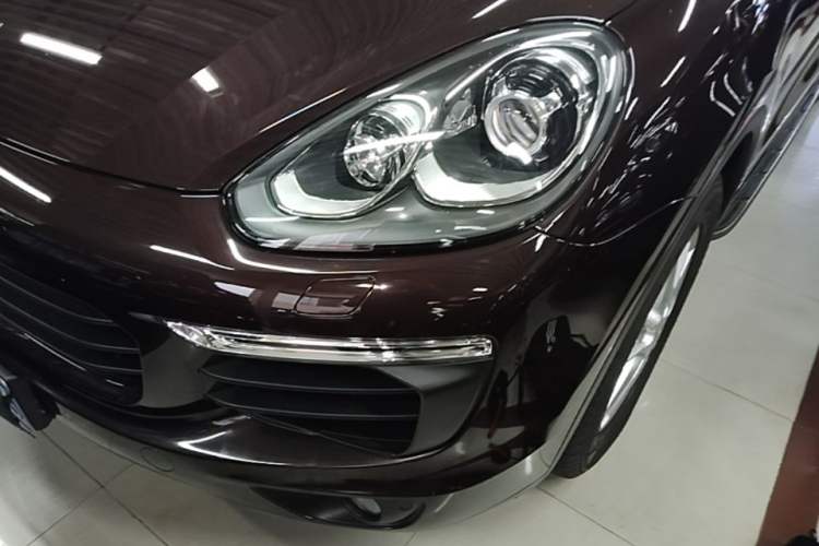 Used Porsche Cayenne 2015 Cayenne 3.0T Left Front Headlight