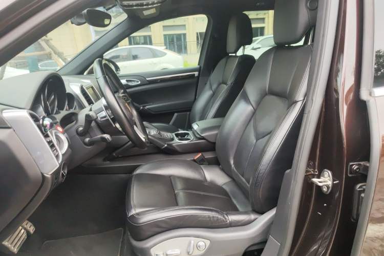 Used Porsche Cayenne 2015 Cayenne 3.0T Left Front Seat