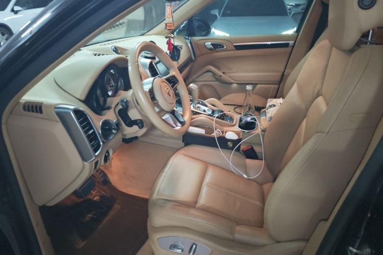 Used Porsche Cayenne 2015 Cayenne 3.0T Left Front Seat