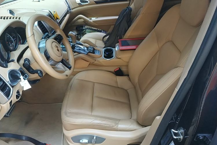 Used Porsche Cayenne 2015 Cayenne 3.0T Left Front Seat