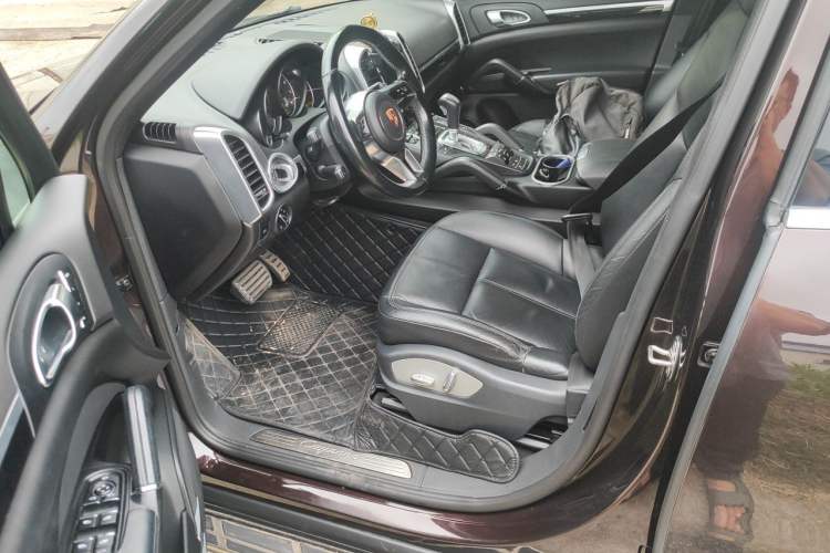 Used Porsche Cayenne 2015 Cayenne 3.0T Left Front Seat