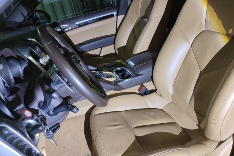Used Porsche Cayenne 2015 Cayenne 3.0T Left Front Seat