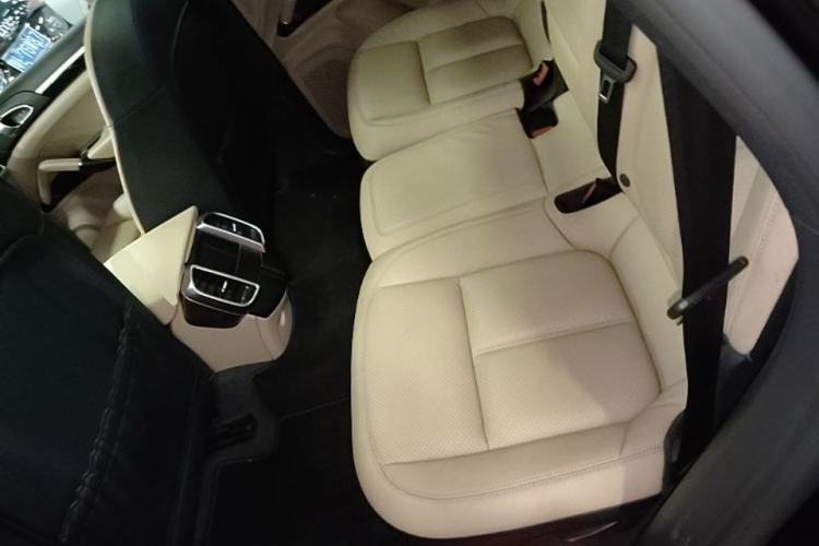 Used Porsche Cayenne 2015 Cayenne 3.0T Left Rear Seat