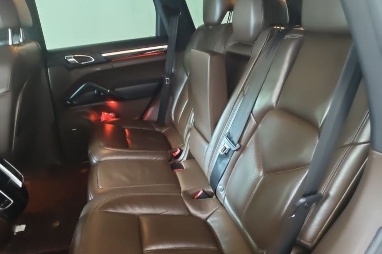 Used Porsche Cayenne 2015 Cayenne 3.0T Left Rear Seat