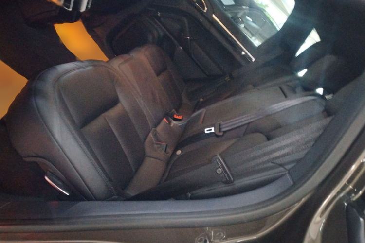 Used Porsche Cayenne 2015 Cayenne 3.0T Left Rear Seat
