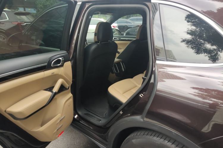 Used Porsche Cayenne 2015 Cayenne 3.0T Left Rear Seat