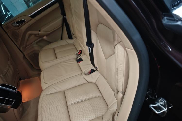 Used Porsche Cayenne 2015 Cayenne 3.0T Left Rear Seat