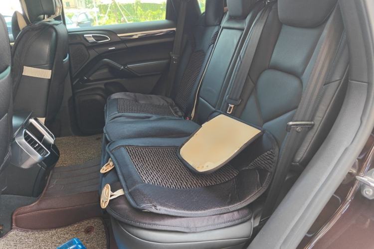 Used Porsche Cayenne 2015 Cayenne 3.0T Left Rear Seat
