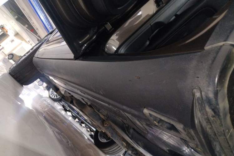 Used Porsche Cayenne 2015 Cayenne 3.0T Left Side Sill