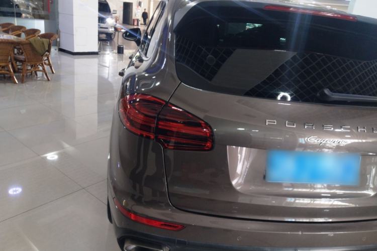 Used Porsche Cayenne 2015 Cayenne 3.0T Rear Left 45 Deg
