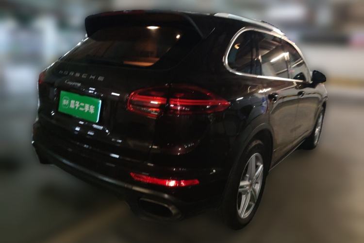 Used Porsche Cayenne 2015 Cayenne 3.0T Rear Right 45 Deg