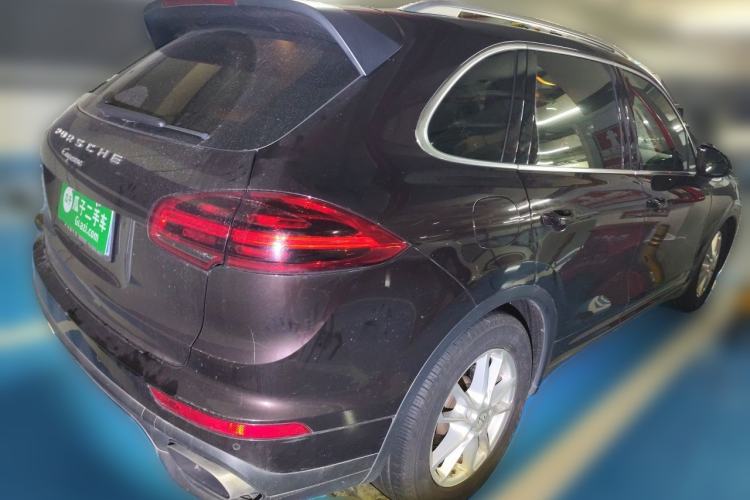 Used Porsche Cayenne 2015 Cayenne 3.0T Rear Right 45 Deg